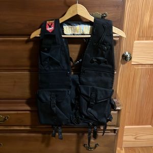 Specialty Tactical Vest; Small; Brimob is the Indonesian  special operations